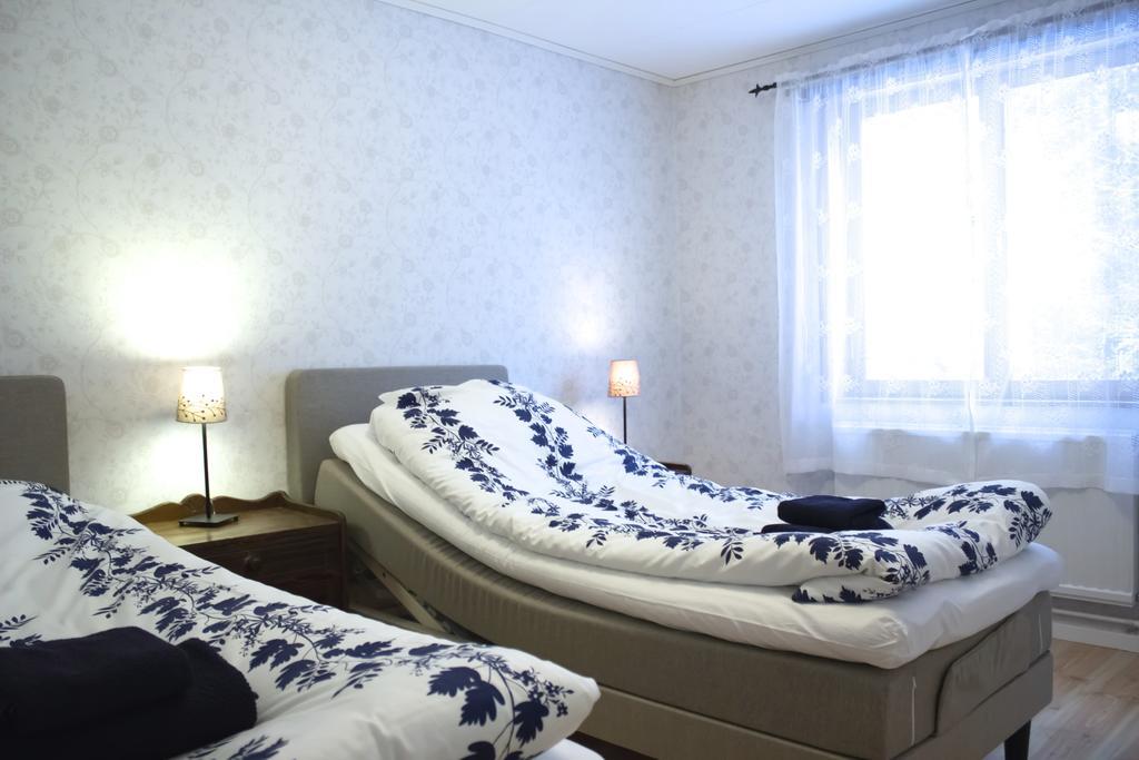 Mellangarden Hostel Vasterbykil Kamer foto
